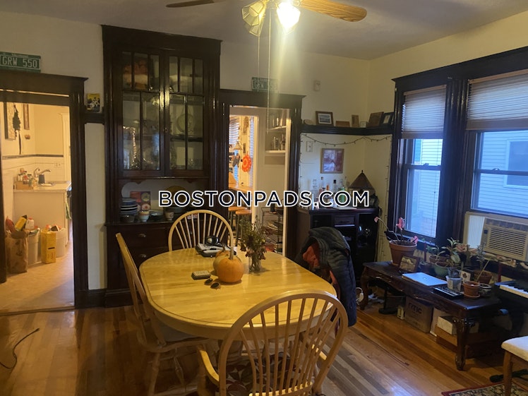 Frederick Ave., Medford