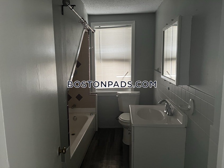 Chelsea - $2,275+ /month