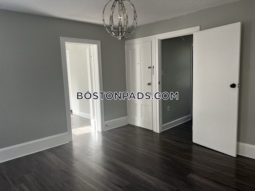 Chelsea - $2,275+ /month
