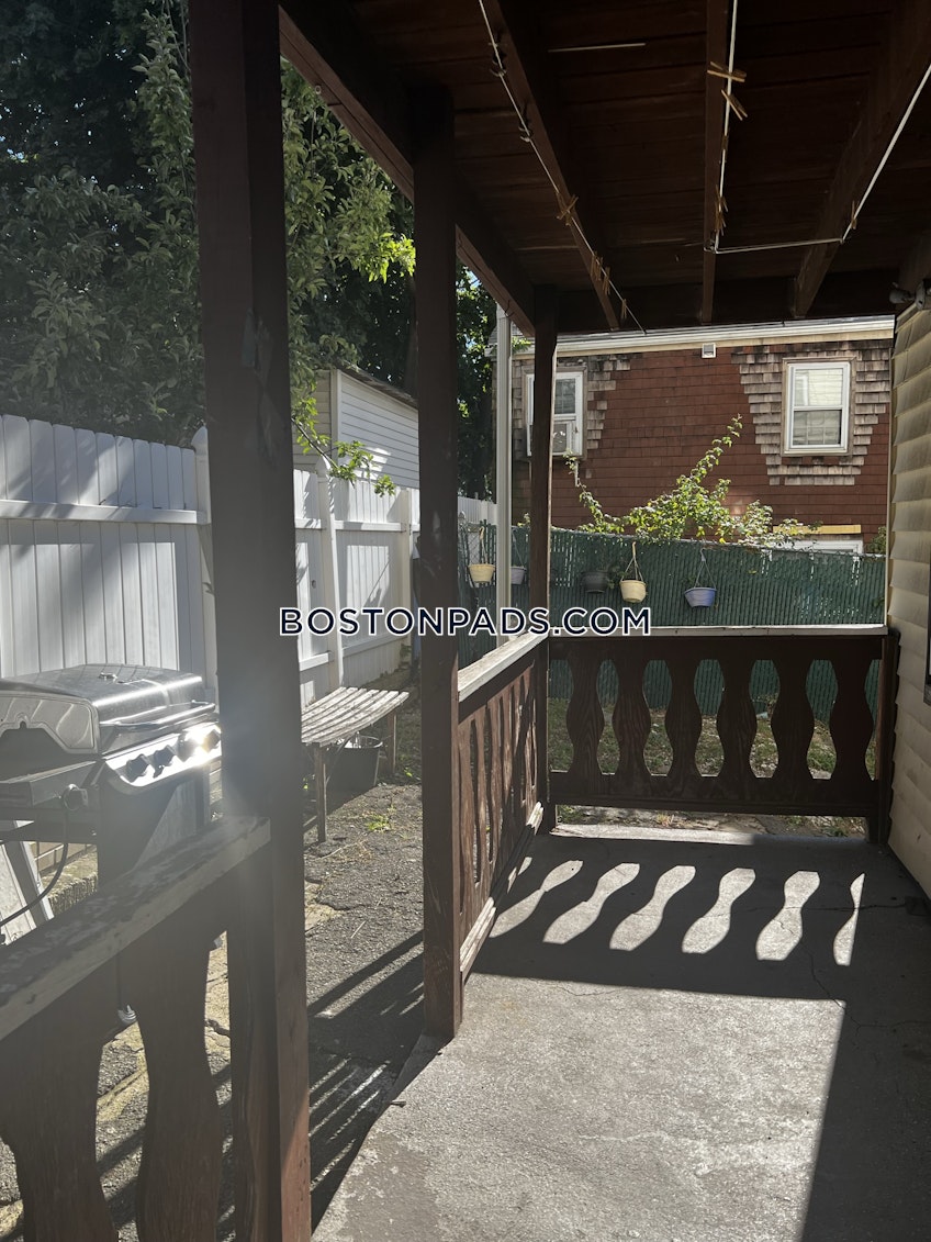 Chelsea - $2,275+ /month