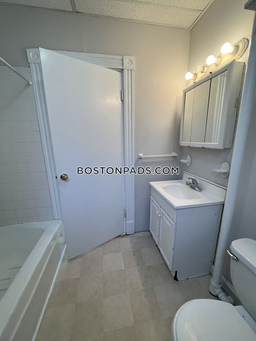 BOSTON - ALLSTON - 1 Bed, 1 Bath - Image 9