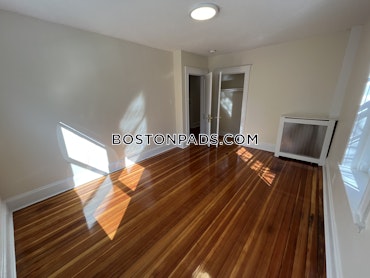 Boston - 3 Beds, 1 Baths