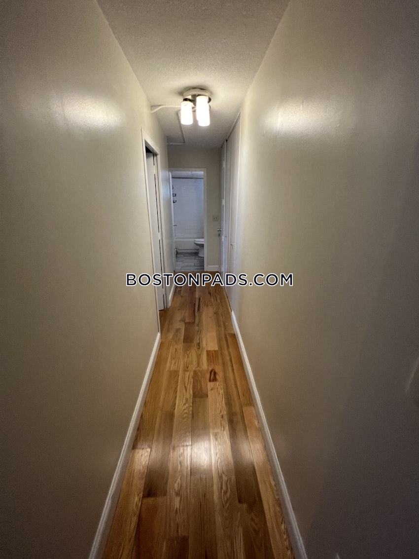 BELMONT - 2 Beds, 1 Bath - Image 17