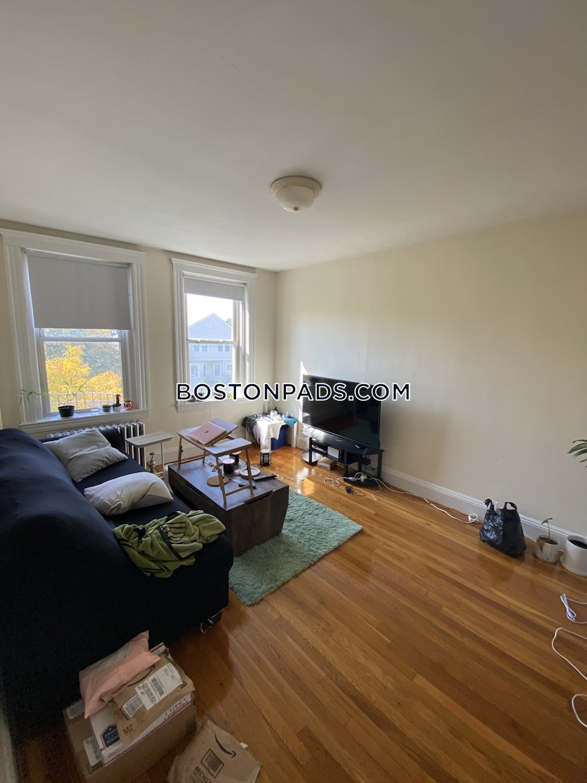 Boston - $2,800+ /month