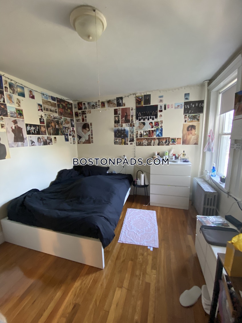 Boston - $2,800+ /month