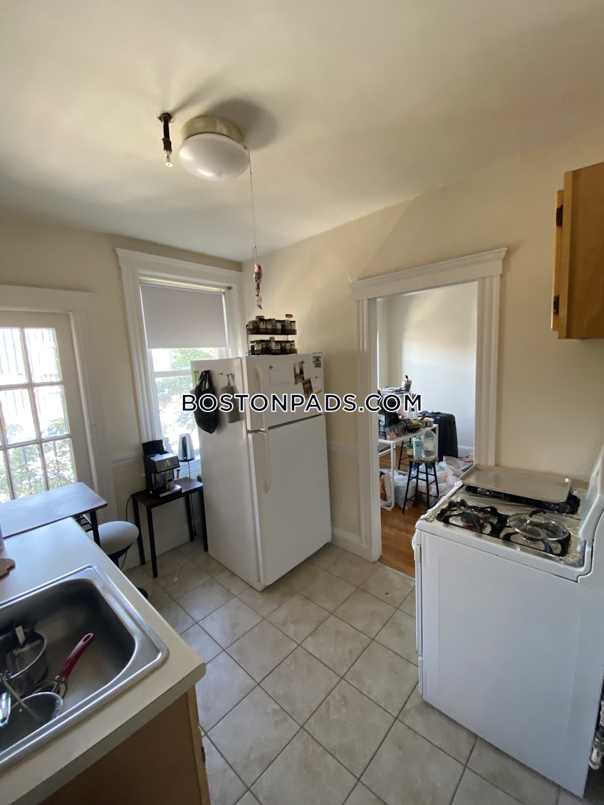 Boston - $2,800+ /month