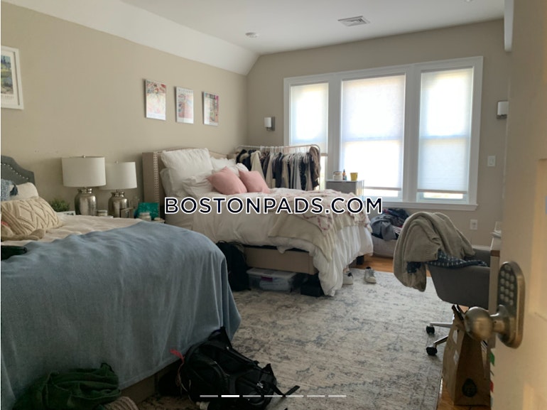 Commonwealth Ave. Boston