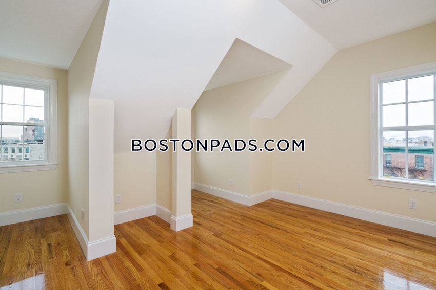 BOSTON - FORT HILL - 4 Beds, 2.5 Baths - Image 17