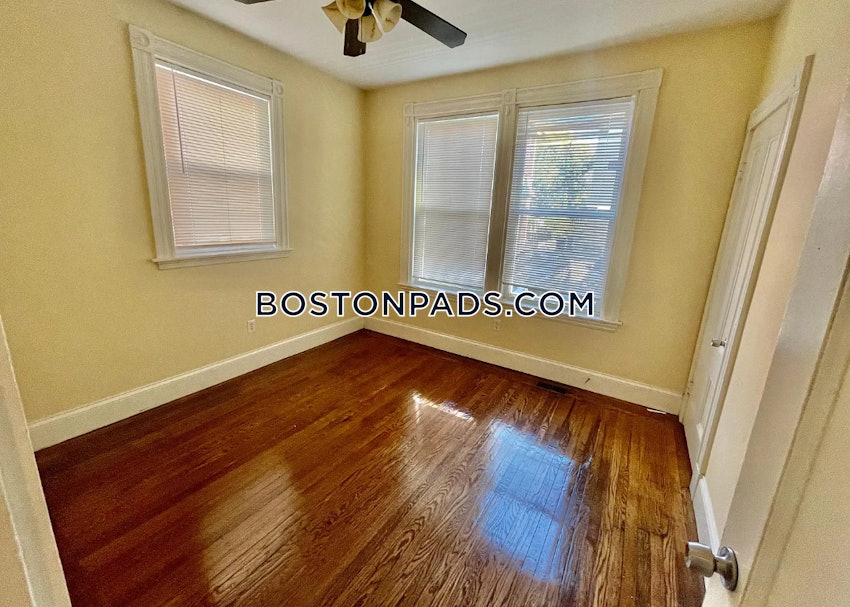 BOSTON - MISSION HILL - 6 Beds, 2 Baths - Image 2