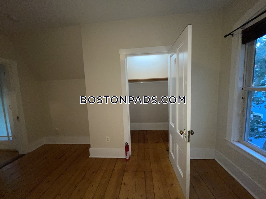 BOSTON - FORT HILL - 1 Bed, 1 Bath - Image 17