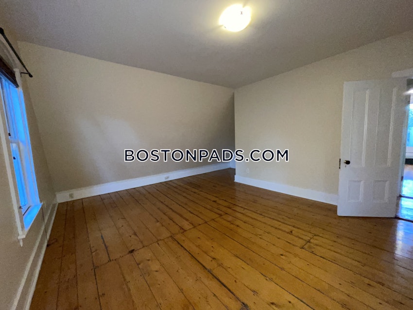 BOSTON - FORT HILL - 1 Bed, 1 Bath - Image 16