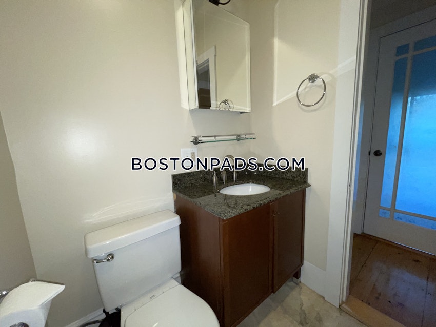BOSTON - FORT HILL - 1 Bed, 1 Bath - Image 15