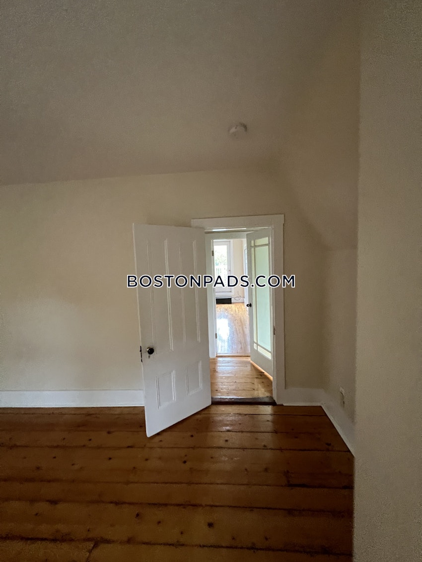 BOSTON - FORT HILL - 1 Bed, 1 Bath - Image 20