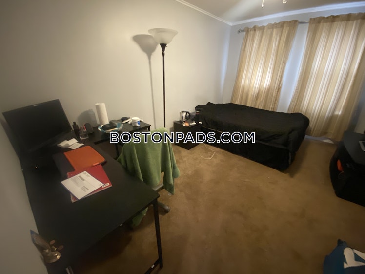 Bowdoin St., Medford