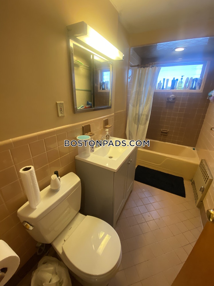 Bowdoin St., Medford