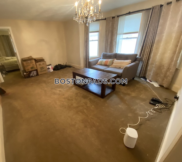 Bowdoin St., Medford