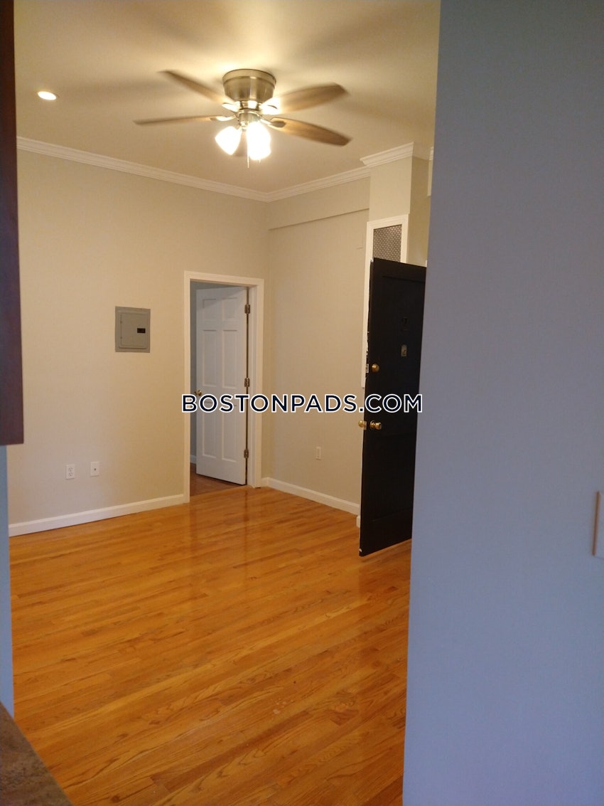 BOSTON - ALLSTON - 3 Beds, 1 Bath - Image 19