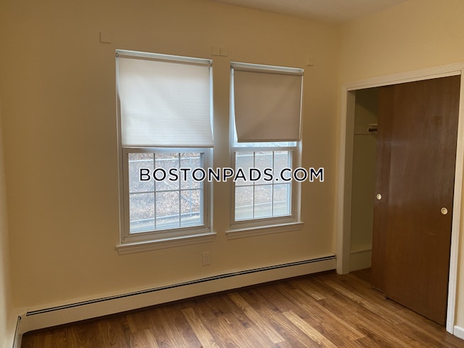 Boston - $2,200+ /mo