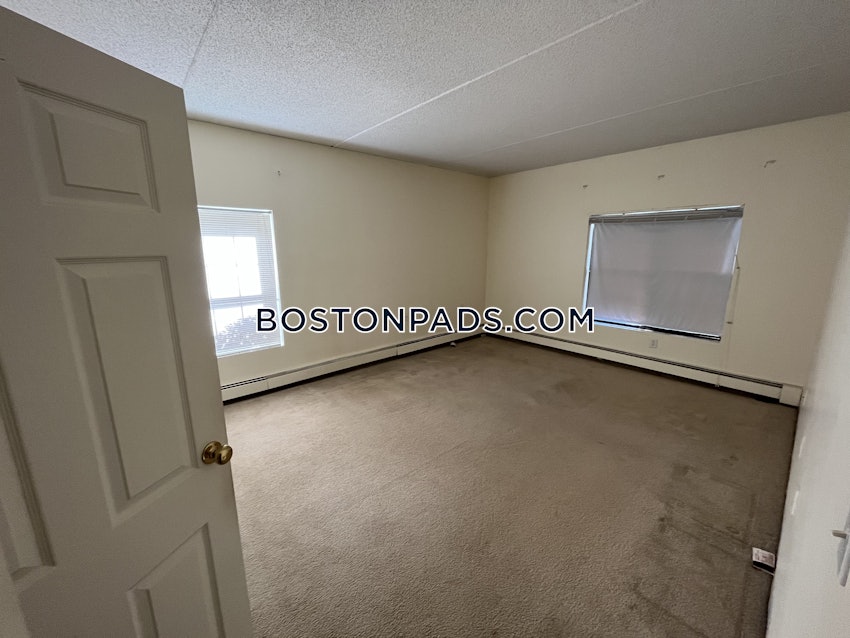 NEEDHAM - 2 Beds, 2 Baths - Image 8