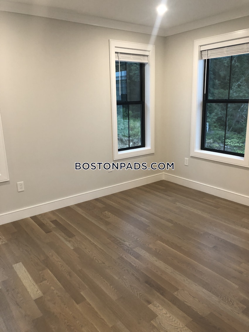 BOSTON - JAMAICA PLAIN - STONY BROOK - 4 Beds, 2 Baths - Image 39