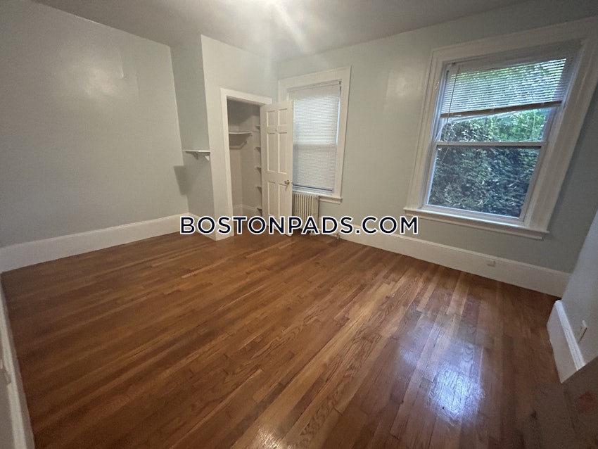 BOSTON - BRIGHTON - CLEVELAND CIRCLE - 5 Beds, 2 Baths - Image 18