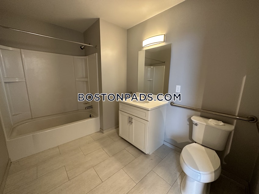 LYNN - 2 Beds, 2 Baths - Image 20