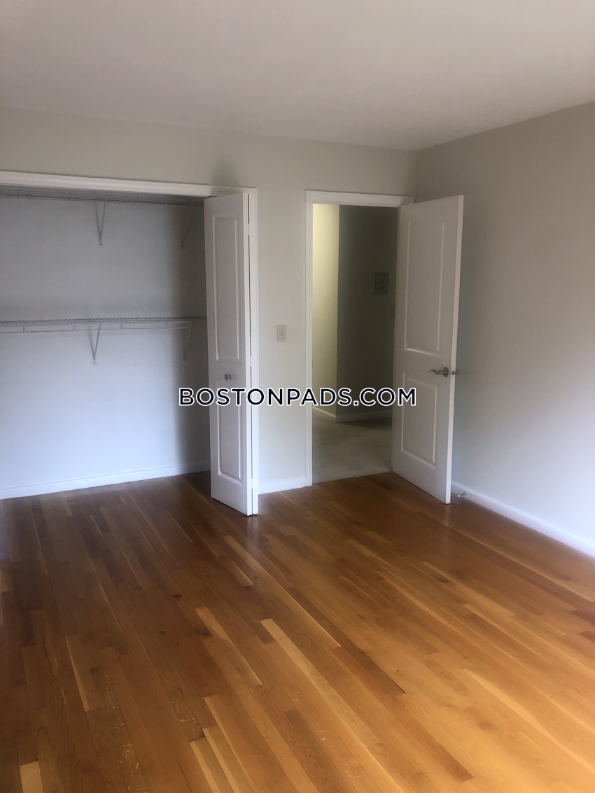 QUINCY - NORTH QUINCY - 1 Bed, 1 Bath - Image 3