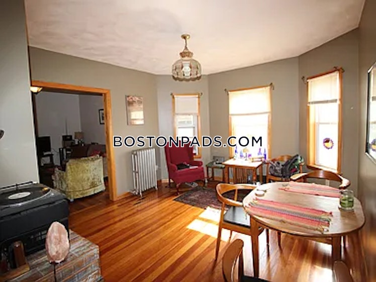 Princeton St., Medford