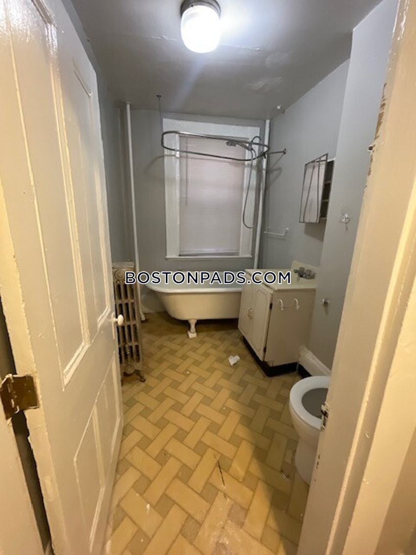 BOSTON - BEACON HILL - 1 Bed, 1 Bath - Image 31