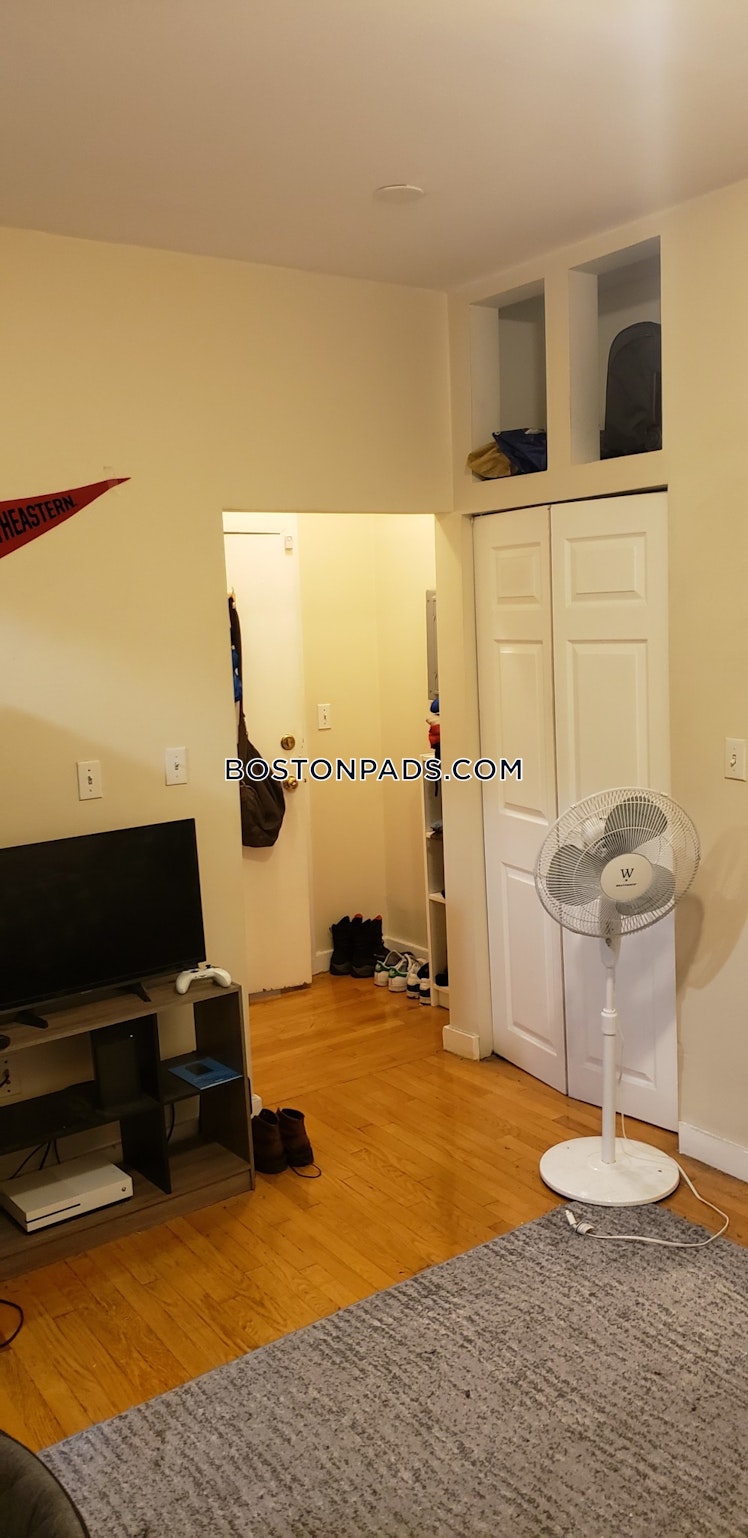 Hemenway St., Boston