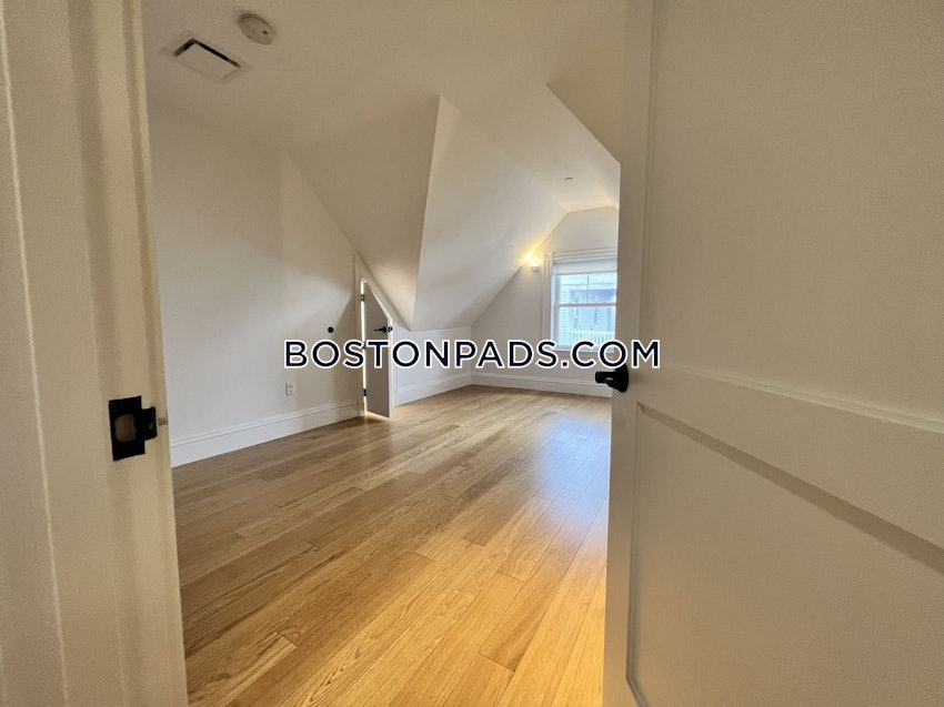 BOSTON - ALLSTON - 3 Beds, 2 Baths - Image 32