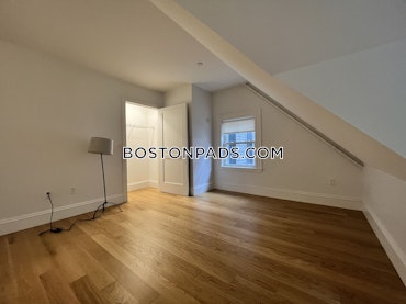 Boston - 3 Beds, 2 Baths