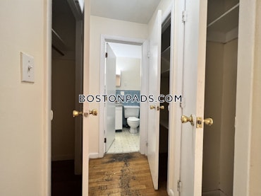 Boston - 2 Beds, 1 Baths