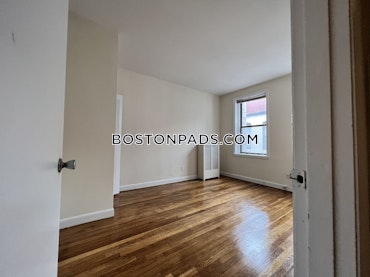 Boston - 3 Beds, 1.5 Baths