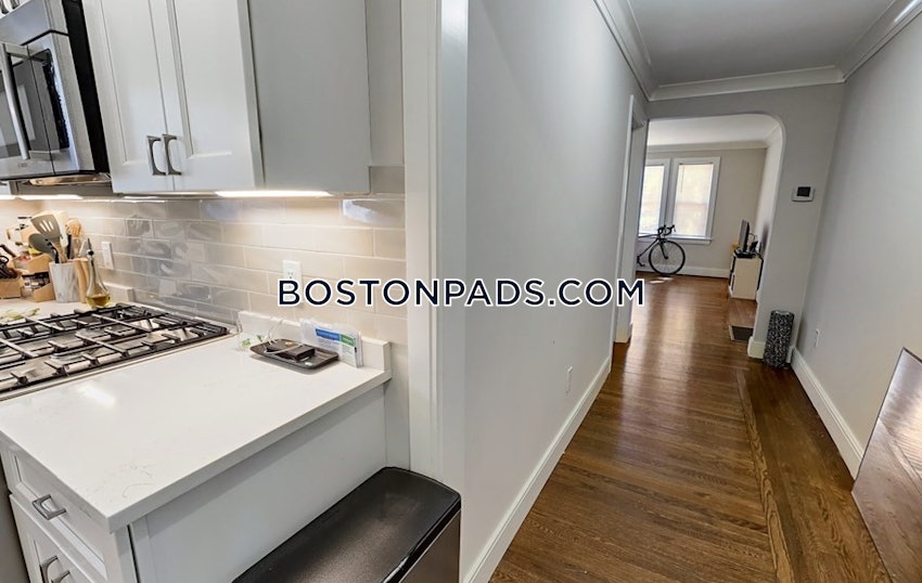 BOSTON - BRIGHTON - BOSTON COLLEGE - 3 Beds, 1.5 Baths - Image 15