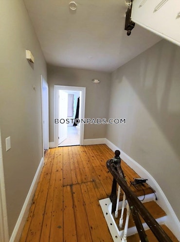 Boston - 7 Beds, 2 Baths