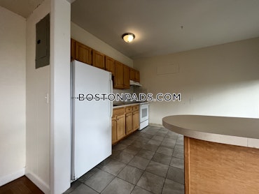 Boston - 3 Beds, 1.5 Baths