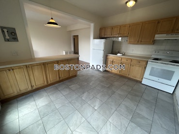 Boston - 3 Beds, 1.5 Baths