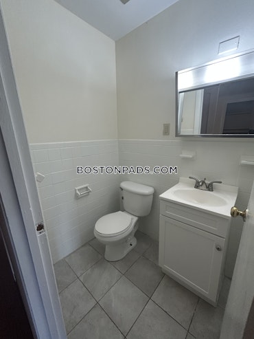 Boston - 3 Beds, 1.5 Baths