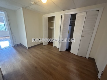 Boston - 3 Beds, 1.5 Baths