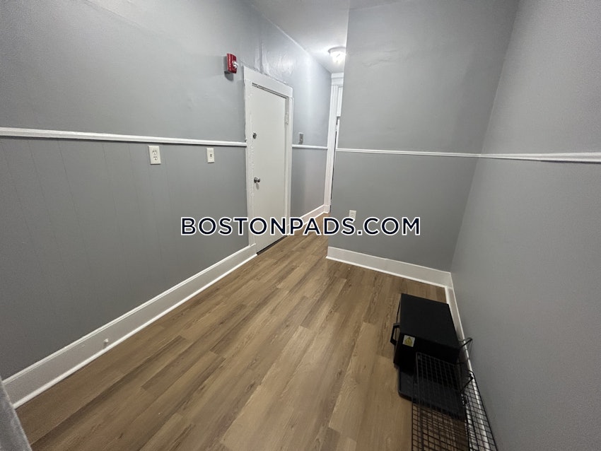 BOSTON - MISSION HILL - 2 Beds, 1 Bath - Image 8
