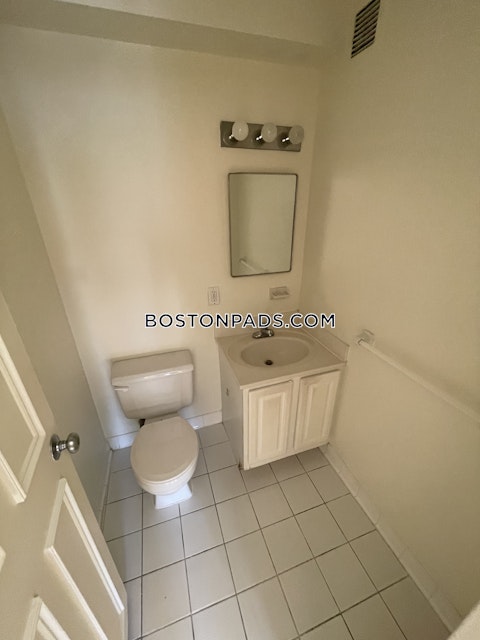 Freeman St. Brookline photo 24