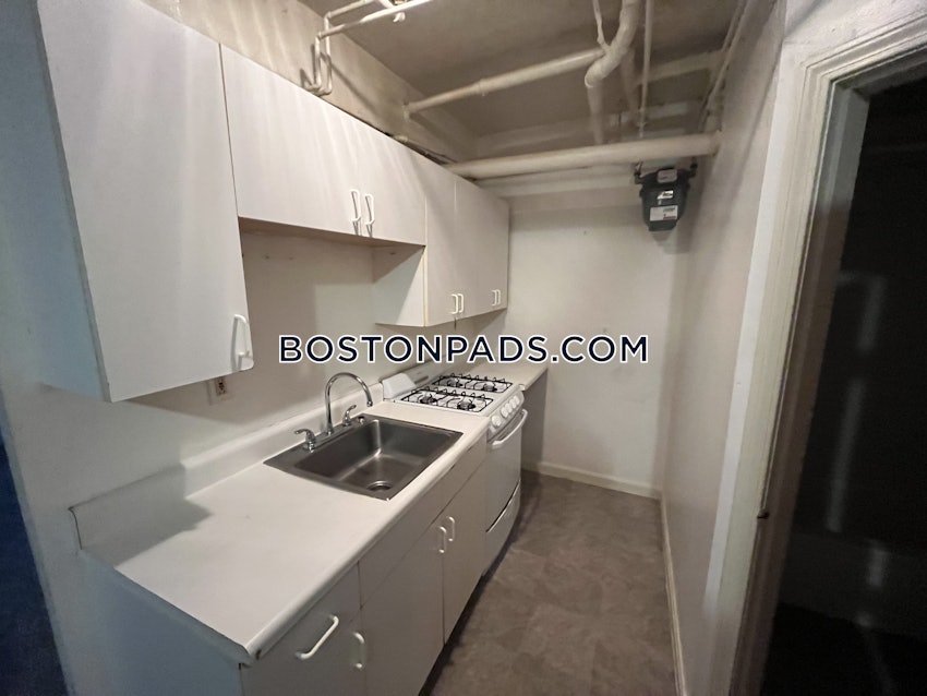 BOSTON - FENWAY/KENMORE - 3 Beds, 1 Bath - Image 1