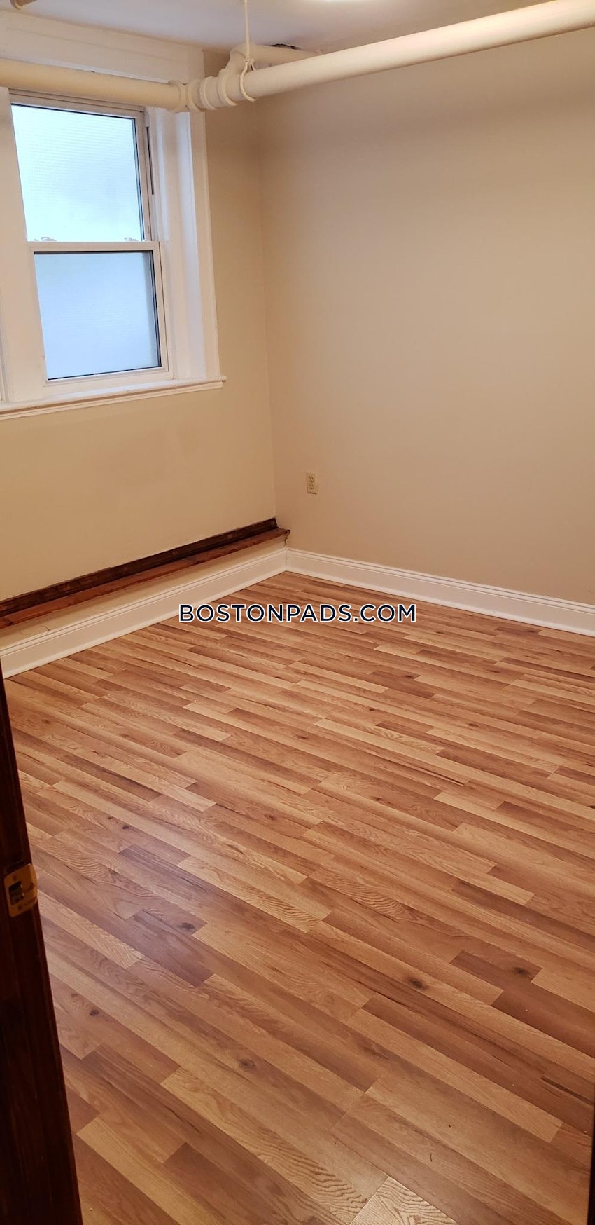 BOSTON - ALLSTON - 4 Beds, 2 Baths - Image 55