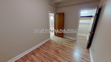 Boston - 4 Beds, 2 Baths