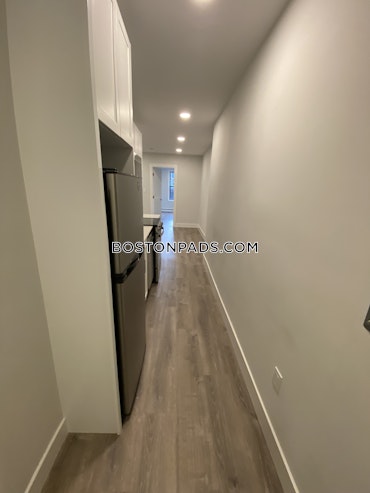 Boston - 2 Beds, 1 Baths