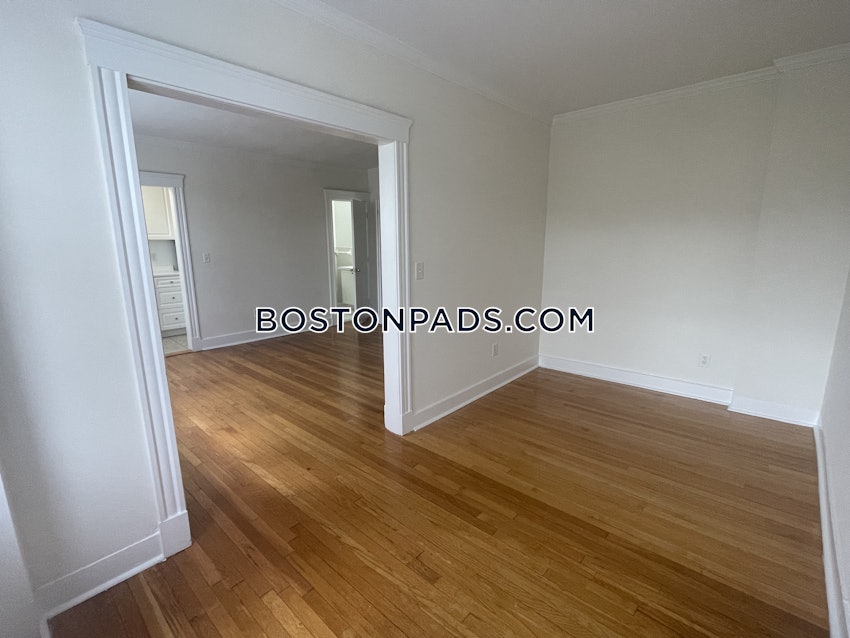 CAMBRIDGE - HARVARD SQUARE - 1 Bed, 1 Bath - Image 15