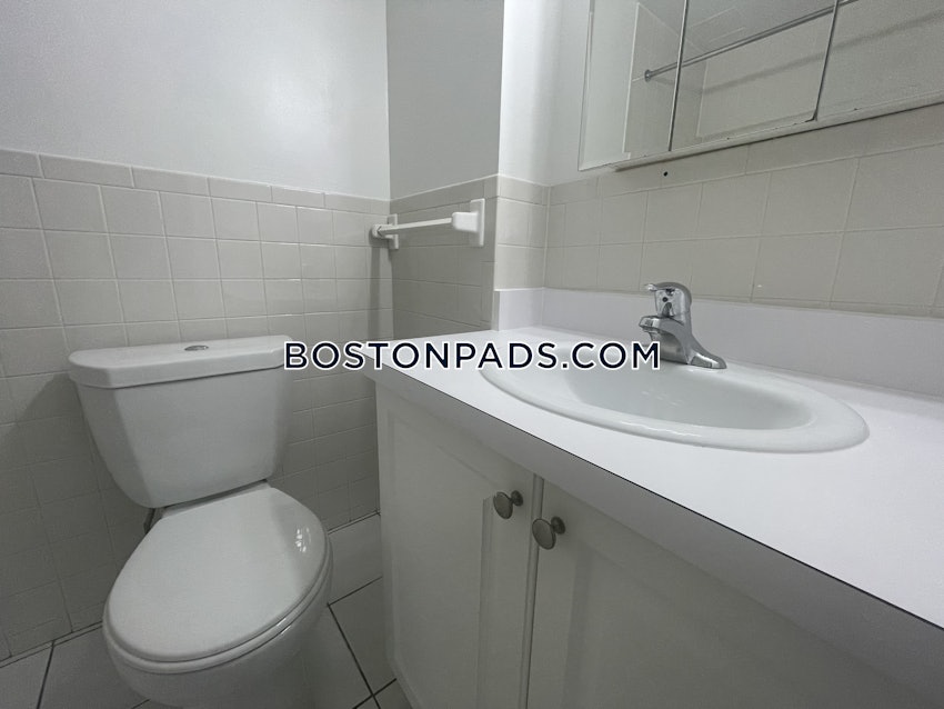 CAMBRIDGE - HARVARD SQUARE - 1 Bed, 1 Bath - Image 22