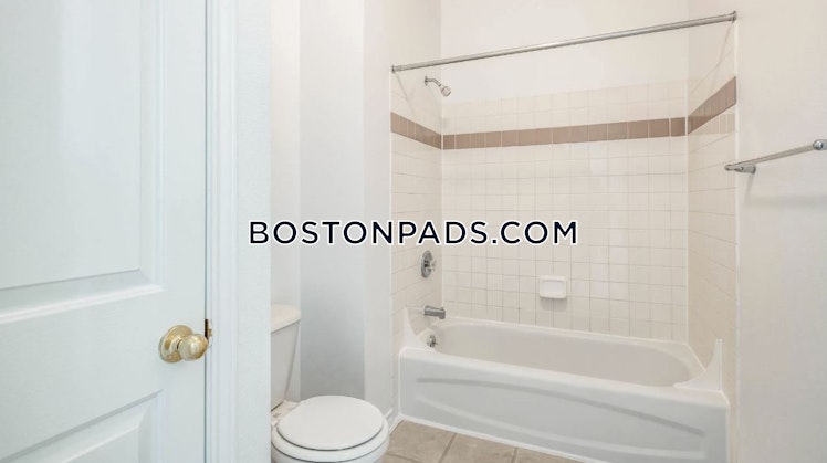 Matthew Ln., Braintree