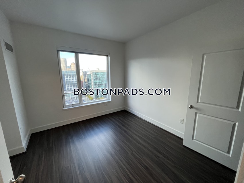 BOSTON - SEAPORT/WATERFRONT - 2 Beds, 2 Baths - Image 2